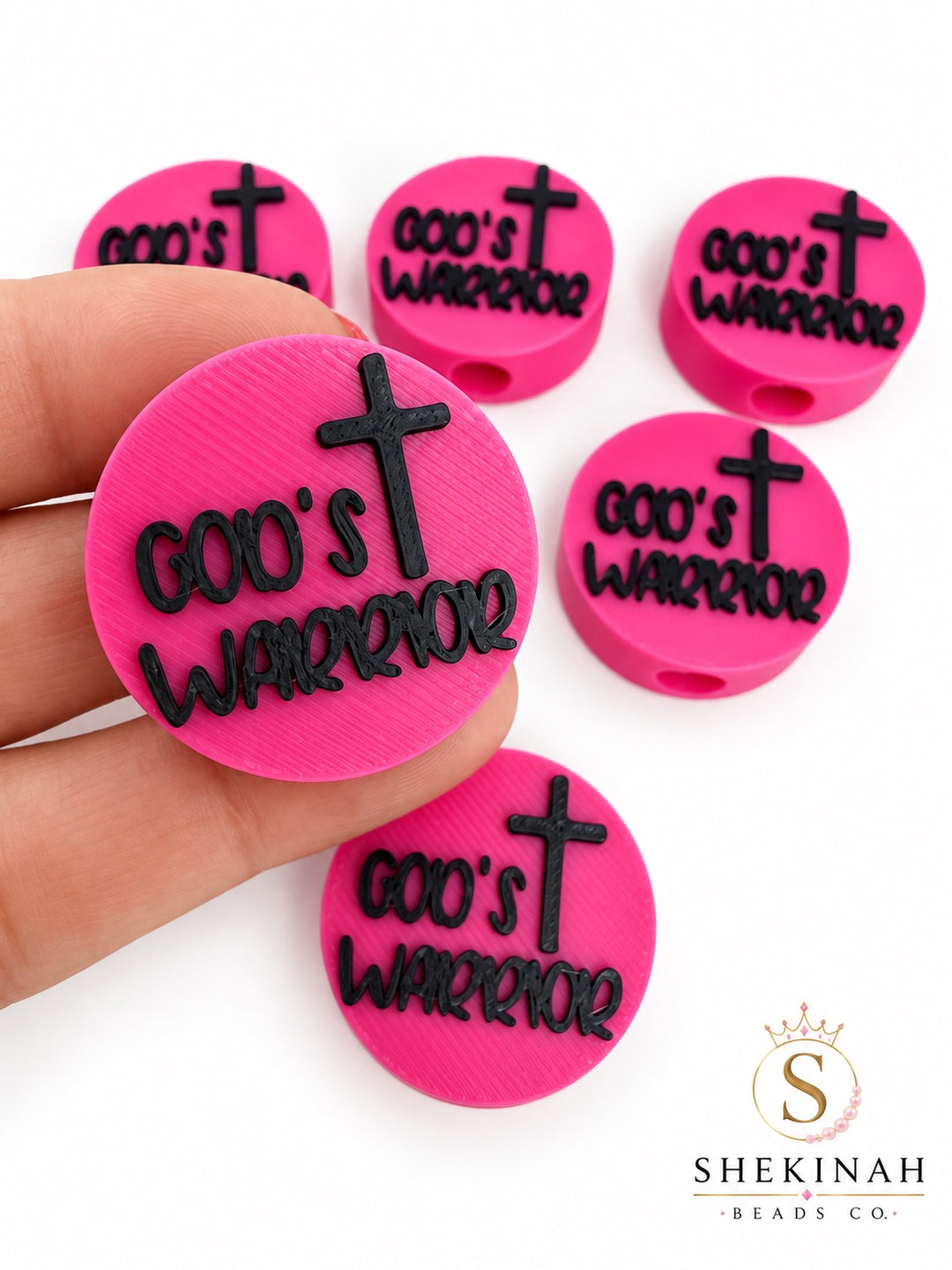 Charm 3D God's Warrior rosa y negro de 30 mm con hueco de 6 mm - Shekinah Beads Co.