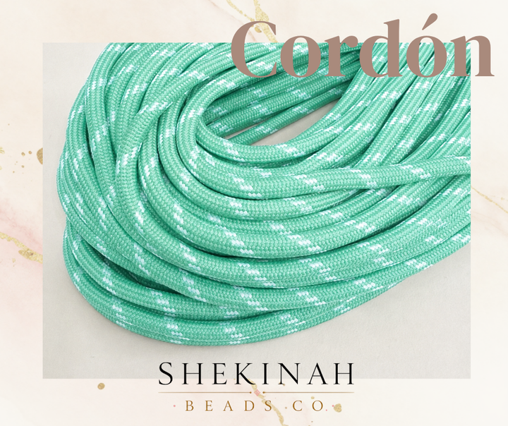 Cordón Paracord con Detalles Blancos 5mm