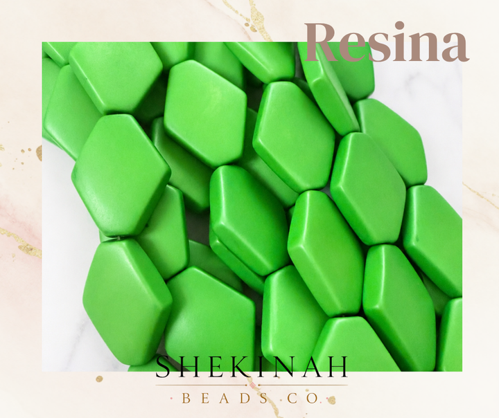 Beads geométricos mate de resina para pulseras, collares y bisutería moderna.