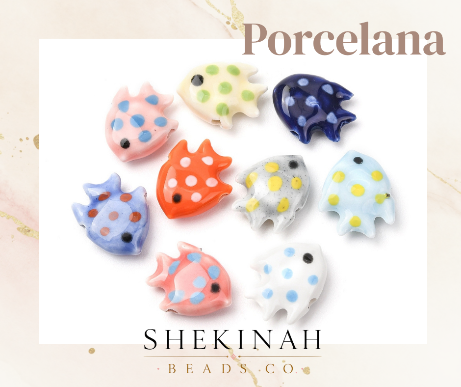 Beads de porcelana estilo pez puntos multicolor para bisutería