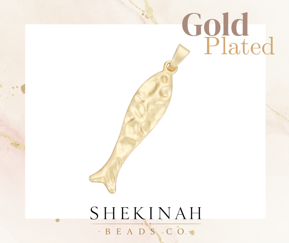 Dije pez dorado estilo gold plated para bisutería