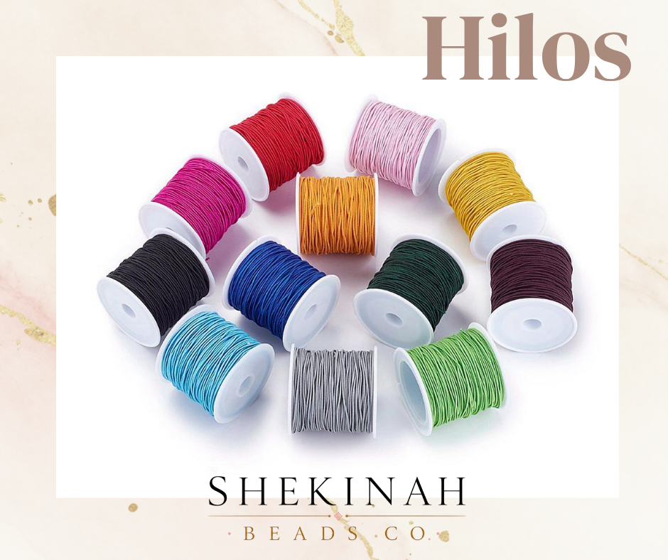 Carretes de elástico multicolor de 1mm para bisutería con aproximadamente 21 yardas, ideal para pulseras y accesorios.