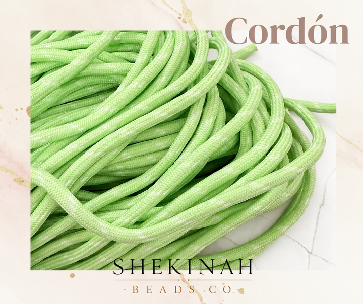 Cordón Paracord con Detalles Blancos 5mm