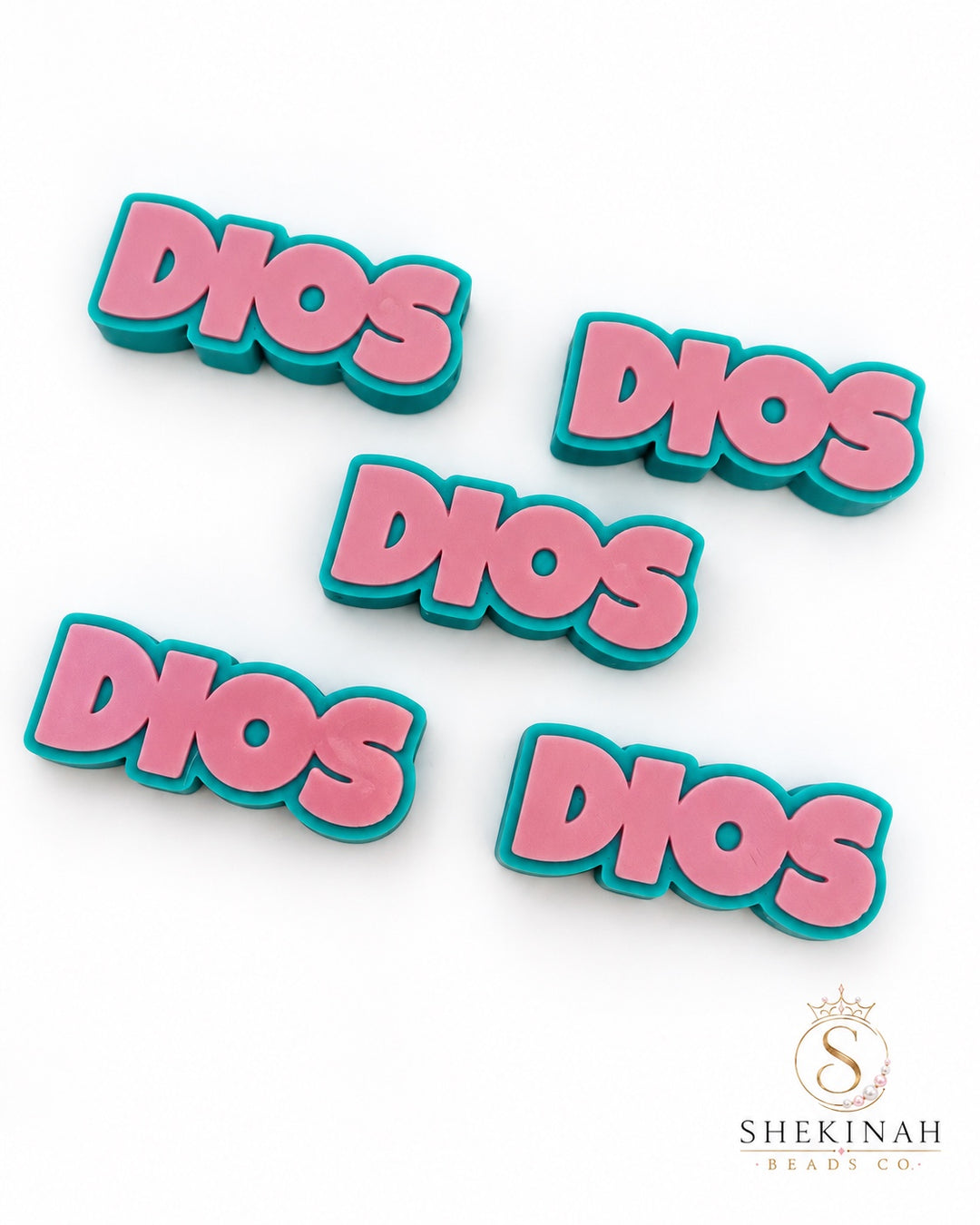 Charm 3D DIOS azul y rosa