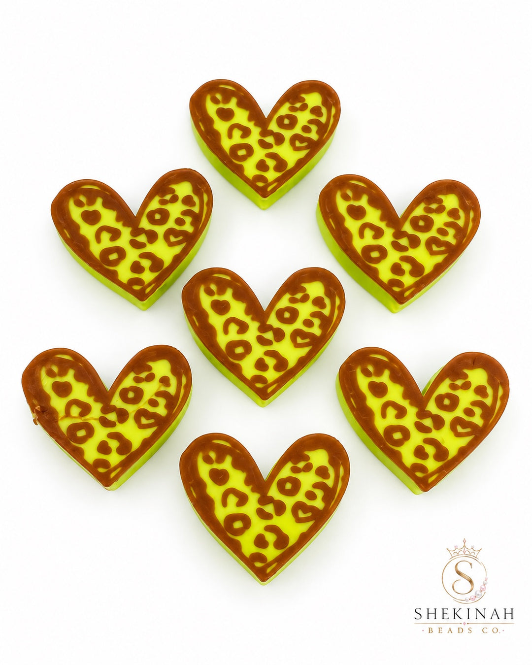 Charm 3D corazón animal print verde