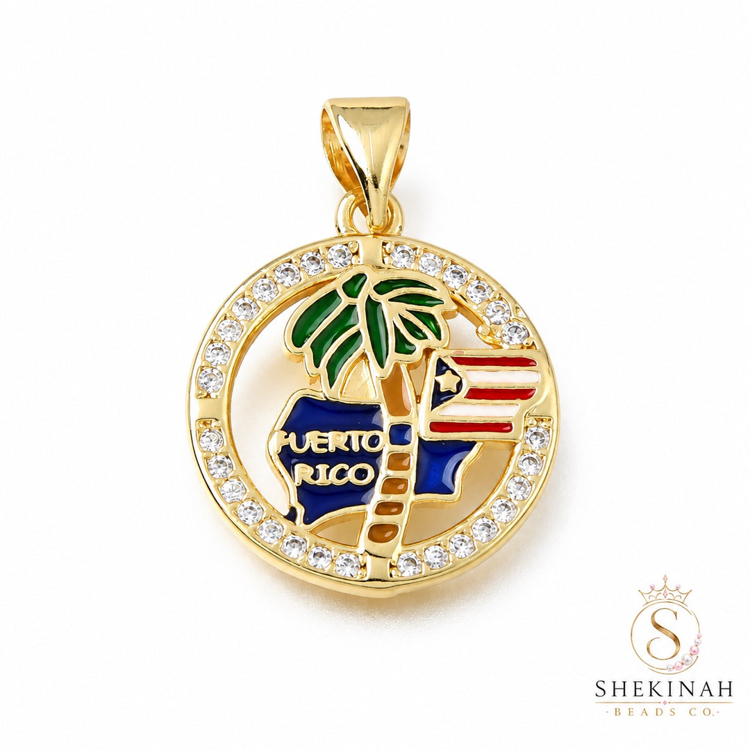 Dije Puerto Rico Gold Plated 18K con cristales y bandera de Puerto Rico