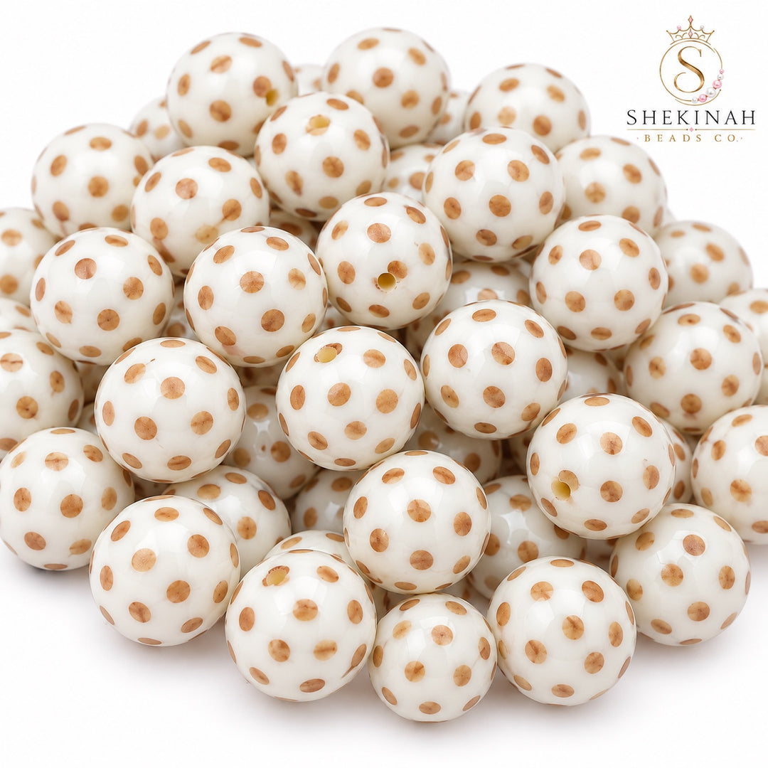 Dots Bubble Gum Beads blancos con puntos marrones - Shekinah Beads Co.