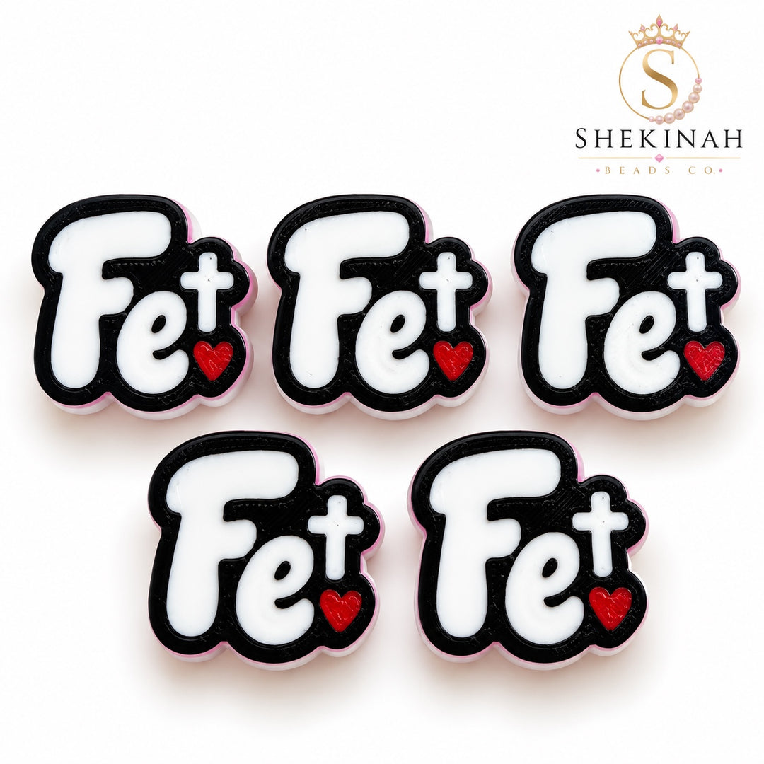 Fe Más Chunky Charm 3D con cruz y corazón, bead de 28 mm con hueco de 5 mm